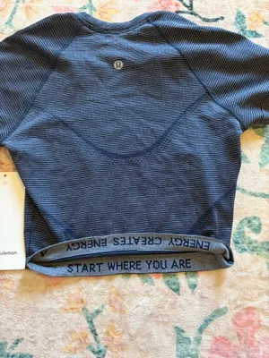 Lululemon Cropped Align Tank thumbnail 5