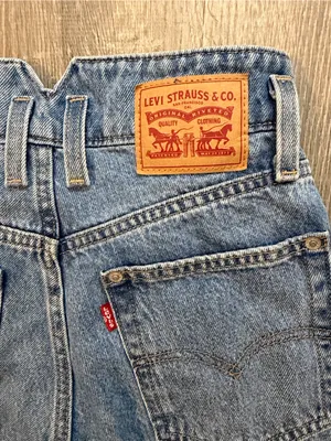 Levi’s 24 High Waisted Mom Jean Button Fly‎ Women's Casual Classic Blue Denim thumbnail 6