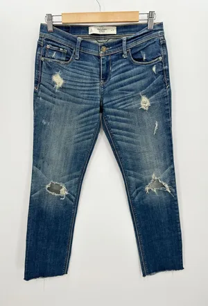Abercrombie Women‎ Perfect Stretch Straight Leg Denim Jeans Raw Hem Size 4 thumbnail 1