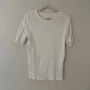 We The Free BUNDLE OF 2 Picture You T-Shirts Pink & White Women's Size L thumbnail 2