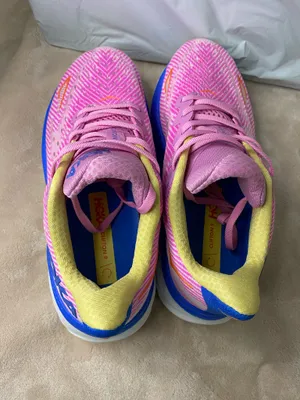 oka One One Clifton 9 women Running sneakers shoes size 7.5 Brand new no box thumbnail 5