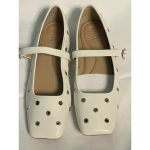 INC Leather Square Toe Dimante Buckle Strap Mary Jane Shoes Size 10.5 White BinC thumbnail 2