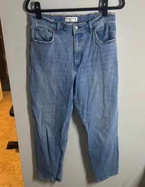 Abercrombie & Fitch The Mom High Rise Jean thumbnail 1