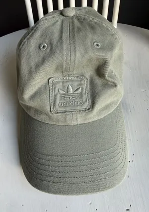 Adidas Classic Light Green Cotton Baseball Cap thumbnail 1