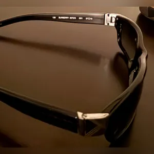 Burberry Polarized Sunglasses 8375/S Black Designer Sunnies Authentic + Case thumbnail 6