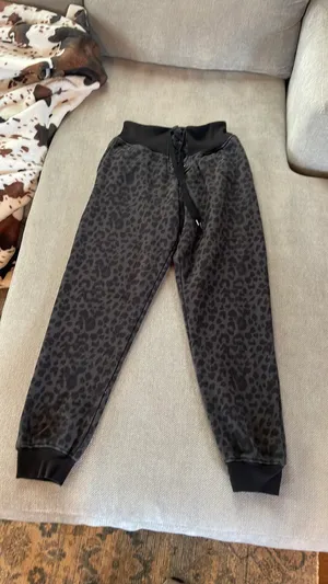 Victoria's Secret Sweat Set thumbnail 2