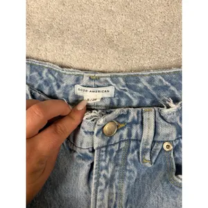 Good American Icon 90s Straight Leg Jeans‎ Women's Size 6/28 High Rise Blue953 thumbnail 4
