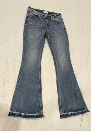 Shyanne Jeans  thumbnail 1