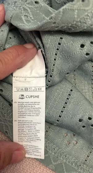 Olive green cupshe tank top  thumbnail 2