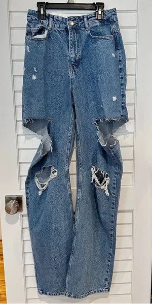 Zara High Rise Destroyed Straight Leg Jeans Sz 2 Ripped Blue thumbnail 1