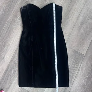 The Limited Elegant Black Strapless Mini Dress with Sweetheart Neckline 2 thumbnail 9