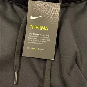 Nike nwt loose black pant thumbnail 2