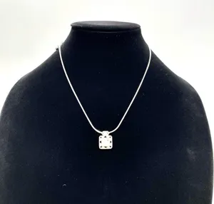 Premier Designs Crystal Pendant on Silver Plated Chain thumbnail 2