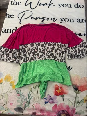 Fantastic Fawn Animal Print Fashion Top, Size M thumbnail 2