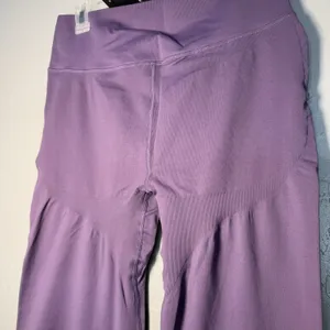 Fabletics Nightshade Sleek Seamless High Waisted Active Flare Pants XL thumbnail 3