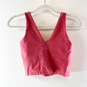 Beyond Yoga Spacedye Good Day V-Neck Cropped Tank Top Red Small thumbnail 4