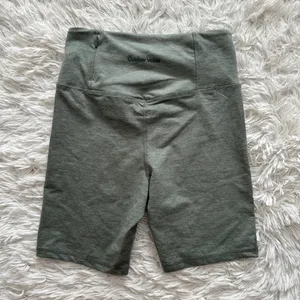 Outdoor Voices CloudKnit Bike Shorts High Rise Green Size M thumbnail 6