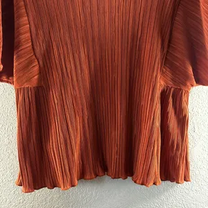Madewell Texture & Thread Micropleat Top in Burnt Orange thumbnail 9