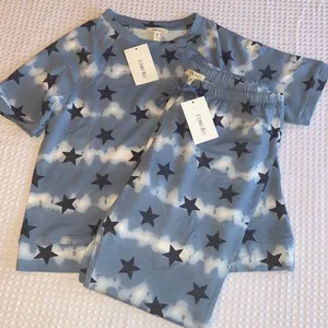 NEW! COMO BLU Loungewear Pajama Set Short Sleeve Top Joggers Sweats Blue Stars M thumbnail 2
