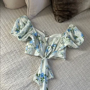 Altar'd State white blue floral romantic Milk made cottage puff sleeve crop S​ thumbnail 7