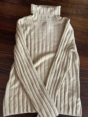 Vintage Tan Textured Turtleneck thumbnail 2