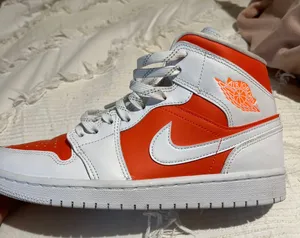 Jordan Air  1 Mid thumbnail 1