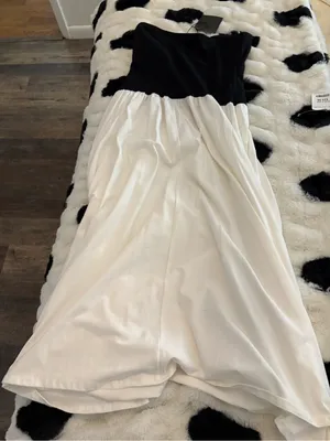 Black & White Maxi Dress - Colorblock Scoop Neck thumbnail 2