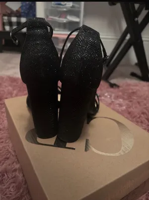 Charlotte Russe Shimmer black chunky heels thumbnail 2