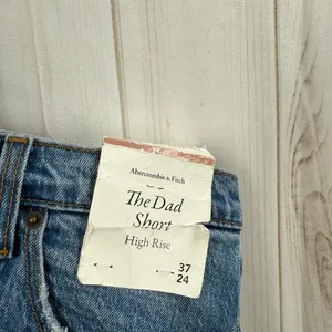Abercrombie & Fitch Women’s 36 The Dad Short High Rise New thumbnail 2