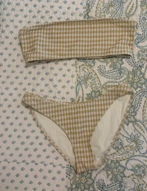 Triangl Bikini thumbnail 1