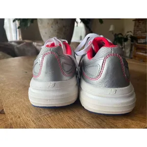 New Balance Women's Shoes XLT Footbed WE 571 Lace Up Gray Pink Sz 8.5 D thumbnail 4
