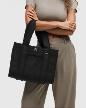 Lululemon Boxy Tote Bag 10L Faux Shearling Trims black sold out online NWT thumbnail 1