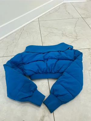 Urban Outfitters Vibrant Blue UO Lily Crop Puffer Jacket Size Small thumbnail 5