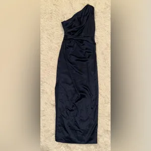 NEW Petal & Pup Nadia One-Shoulder Satin Maxi Navy Dress sz 4 thumbnail 3