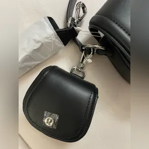 Lululemon NWT Leather Alternative Cactus Mini Bag 1.2L Black & Silver Hardware thumbnail 10