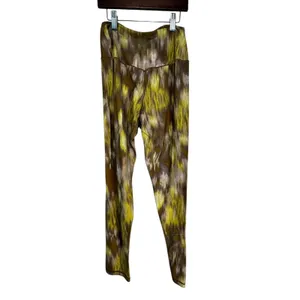 Aerie OFFLINE Real Me High Rise 7/8 Leggings Green Yellow Abstract‎ Print thumbnail 8