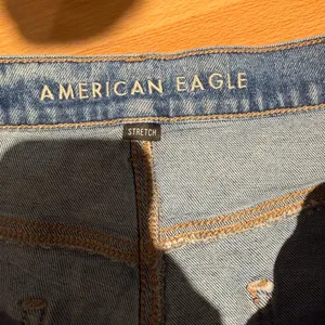 American Eagle Outfitters Frayed Hem Jean Shorts thumbnail 4