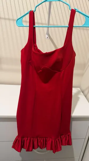 SheIn Red dress thumbnail 1