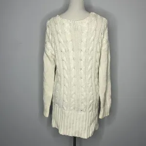Forever 21- Off White V-Neck Cable Knit Sweater thumbnail 4