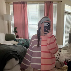 Sweater Multiple thumbnail 2