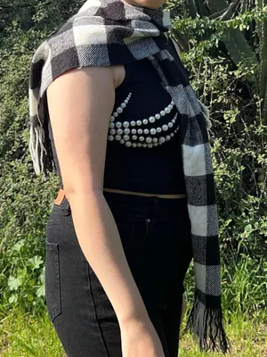 Black & white plaid scarf. thumbnail 3