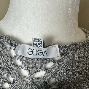NWT VERTE Boutique Open Weave Crochet Grey Knit Sweater - S/M thumbnail 7