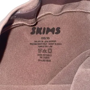 SKIMS Sculpting Below the Knee Leggings in Sienna, NWOT thumbnail 2