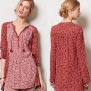AKEMI + Kin ANTHRO Women's Humboldt Tunic Top Boho Red Floral Tasseled Medium thumbnail 2