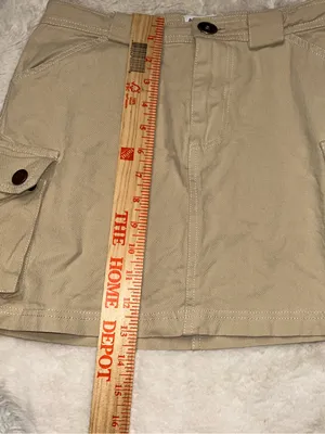 Princess Polly khaki cream cargo mini skirt woman’s size 2 thumbnail 8