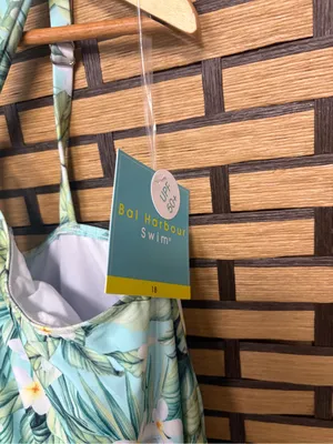Bal harbour mint floral swim dress size 18 thumbnail 4