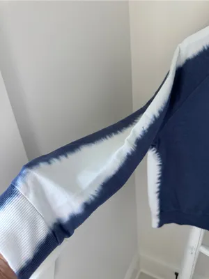 Universal Thread Women's Tie-Dye Crewneck Sweatshirt - Blue & White Size XL thumbnail 3