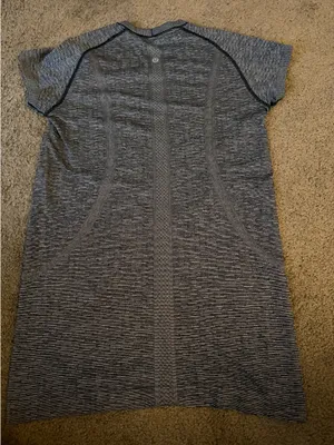 Lululemon Swiftly Tech Short Sleeve 6 thumbnail 3