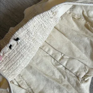 Cream Button thumbnail 3
