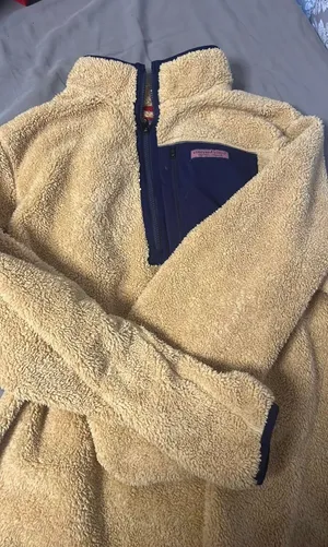 Vineyard Vines Sherpa pull over thumbnail 1